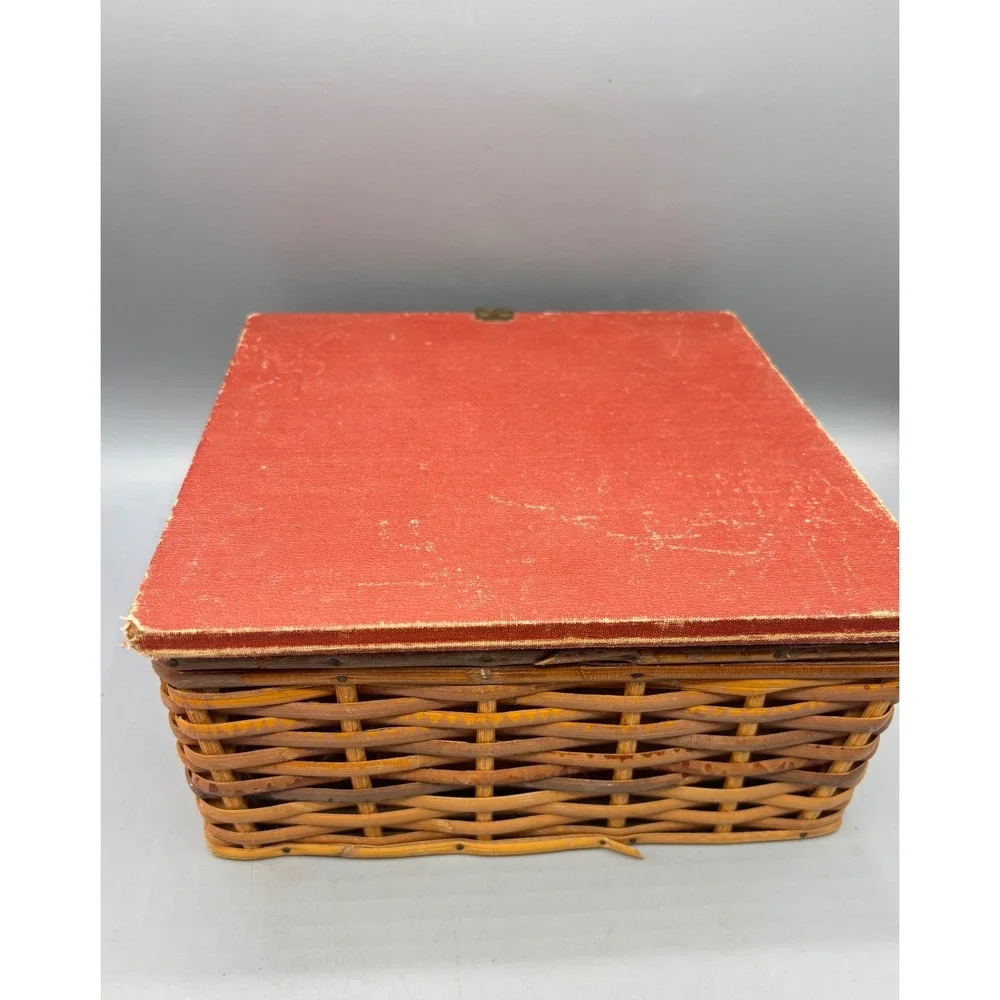Vintage Wicker Sewing‎ Box Red Tufted Fabric Lined Lid Decorative Storage